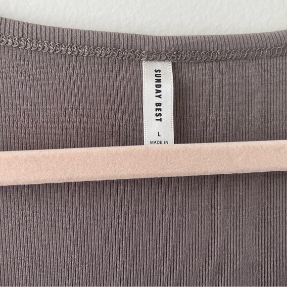 Sunday Best crop top - Picture 2 of 2